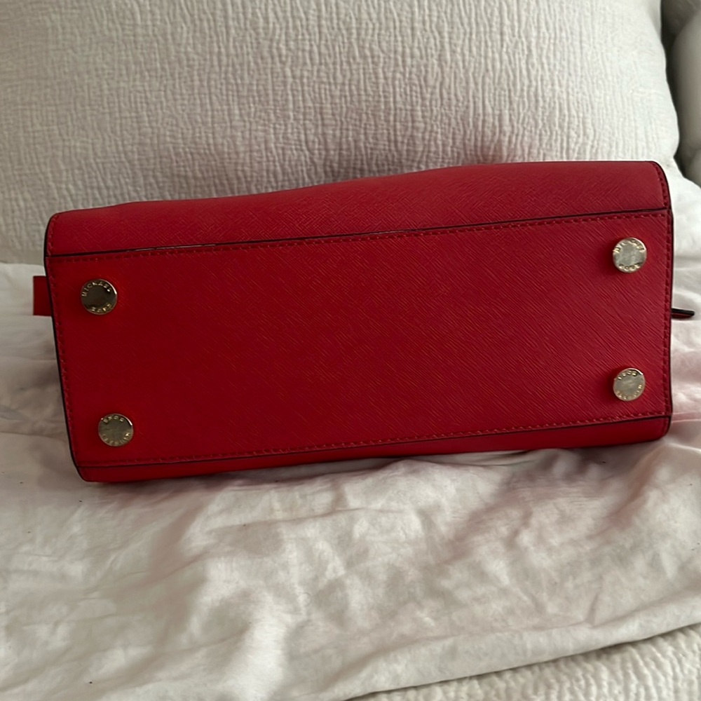 Michael Kors Red Bag - Picture 3 of 7